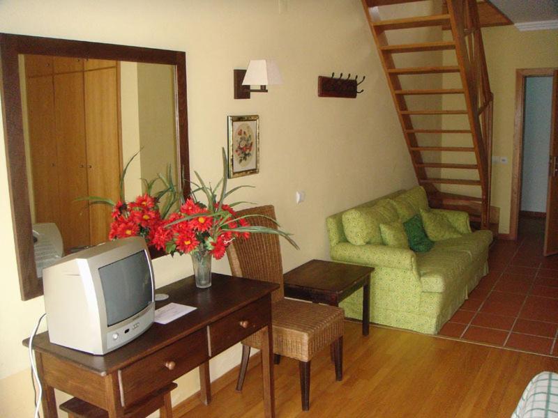 Herdade Da Lameira Country Hotel Alter do Chão Quarto foto